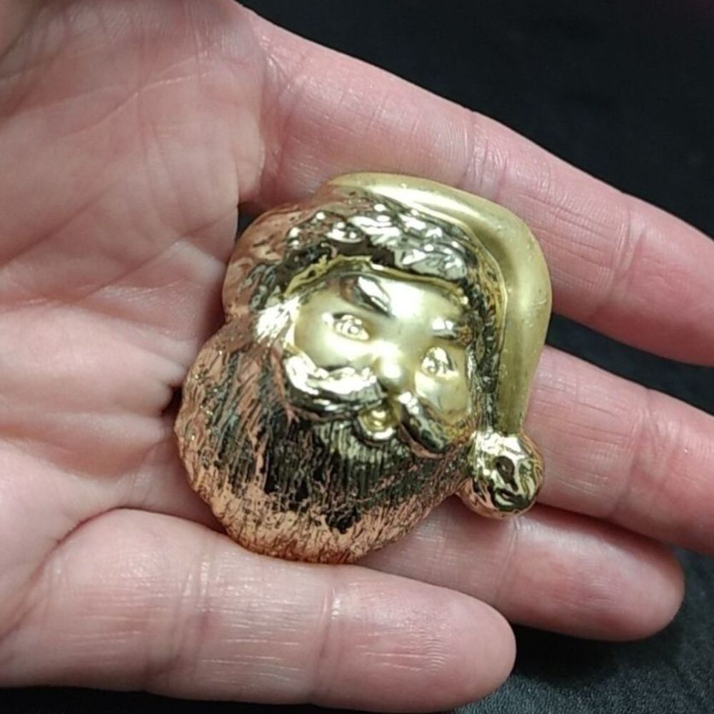 Gold tone vintage Santa Claus brooch